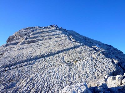 012-Plattige Felspassagen unterhalb des Hochecks